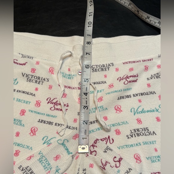 Victoria’s Secret Logo Waffle Knit Henley Top & Matching Joggers set size M - Picture 8 of 14
